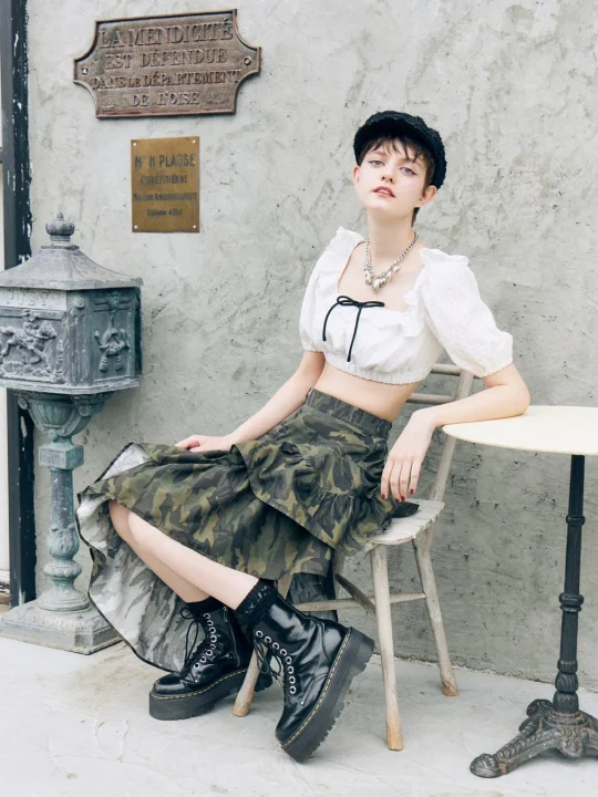 コットンレースフリルオフショルスイムウェア モデル着用