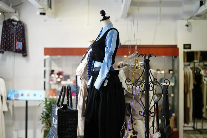 マネキンディスプレイ