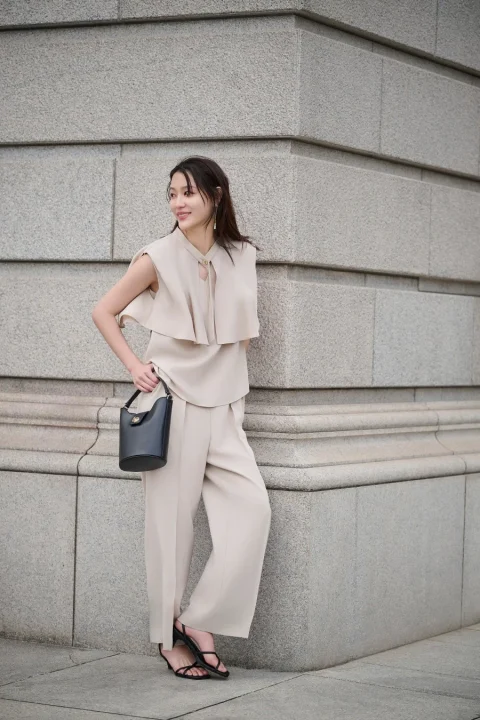 ベージュセットアップ