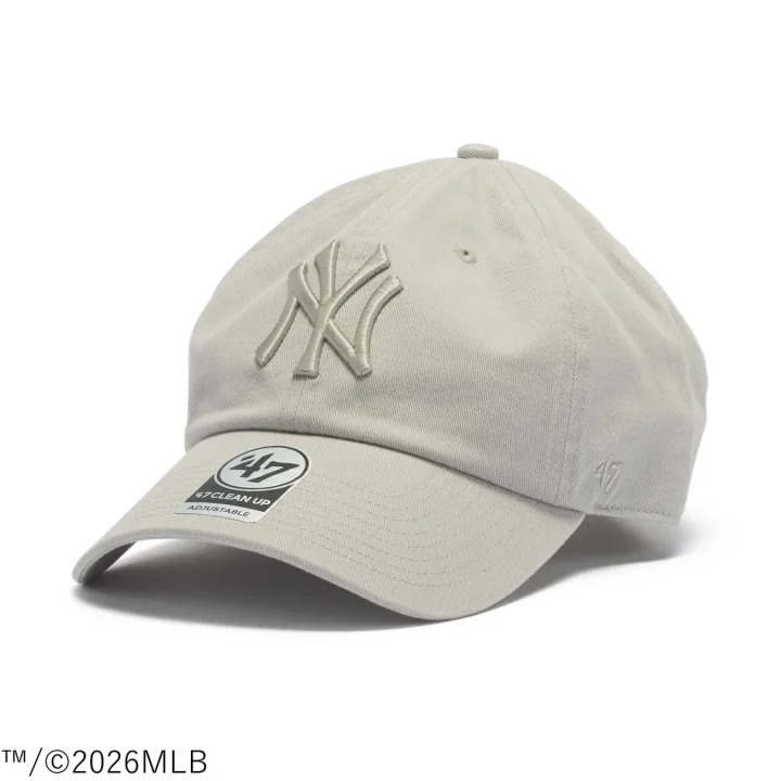 ライトグレーNYロゴキャップ
