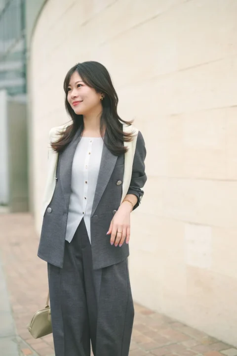 ジャケット＋ワイドパンツのスタイリング