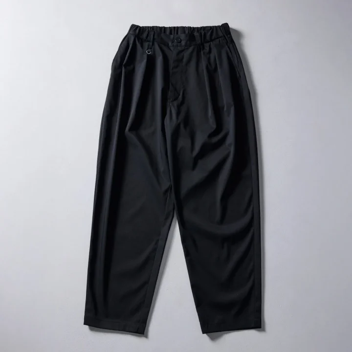 Macqlo × UNIVERSAL OVERALL ultimex two tuck tapered easy pant