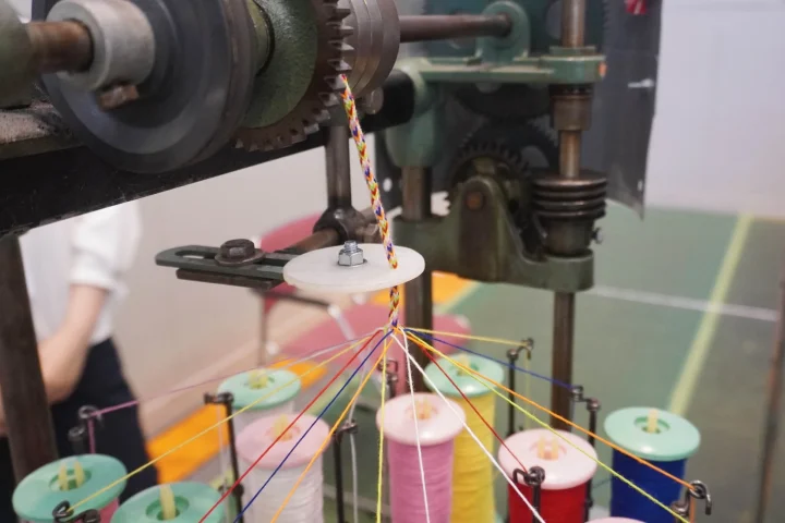 製紐機