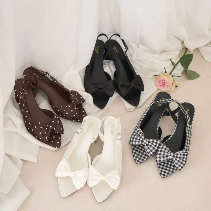 variation ribbon sandal