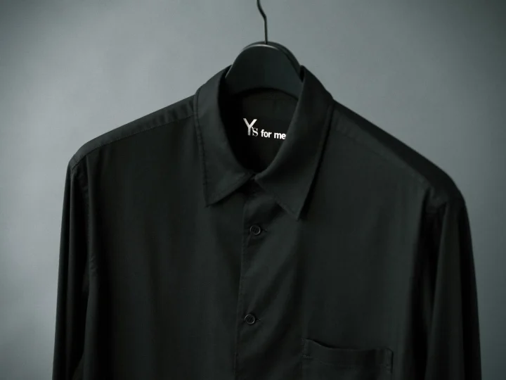 LOGO BACK PRINT SHIRT 別アングル