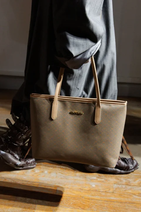 CAREER BAG