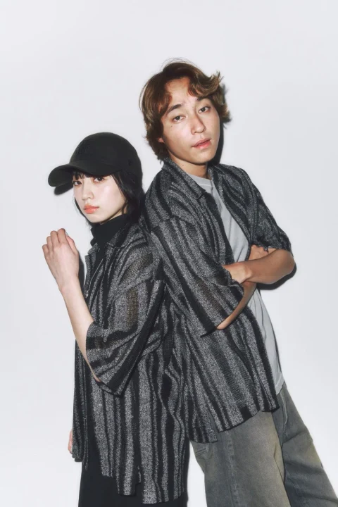 DAWNCEのストライプシャツスタイル