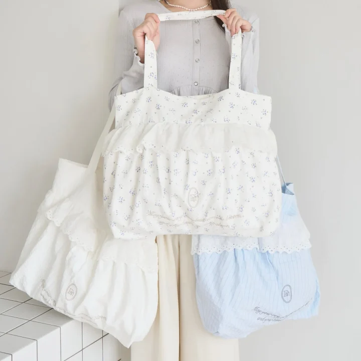 frill tote bag