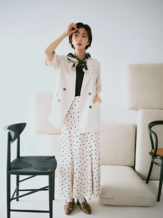 岡崎紗絵さん着用LOOK