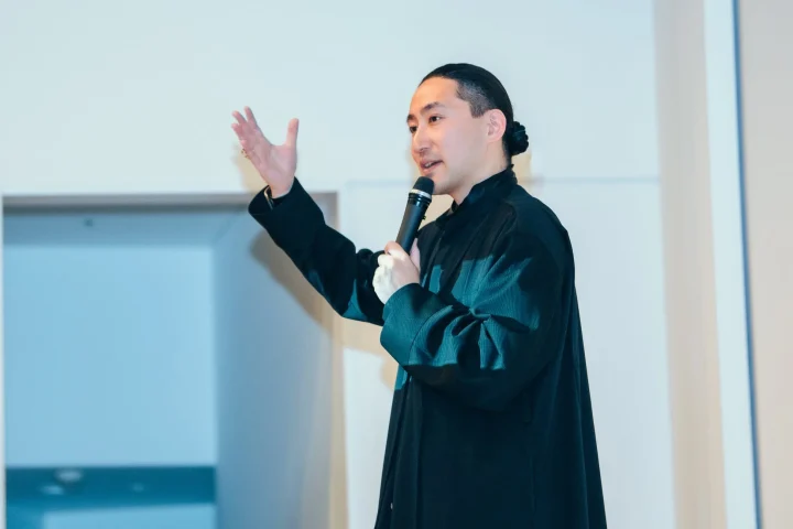 中里唯馬氏による特別講義の様子