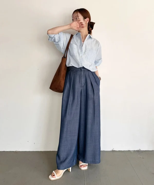 ストレートワイドパンツ(ライトブルー)