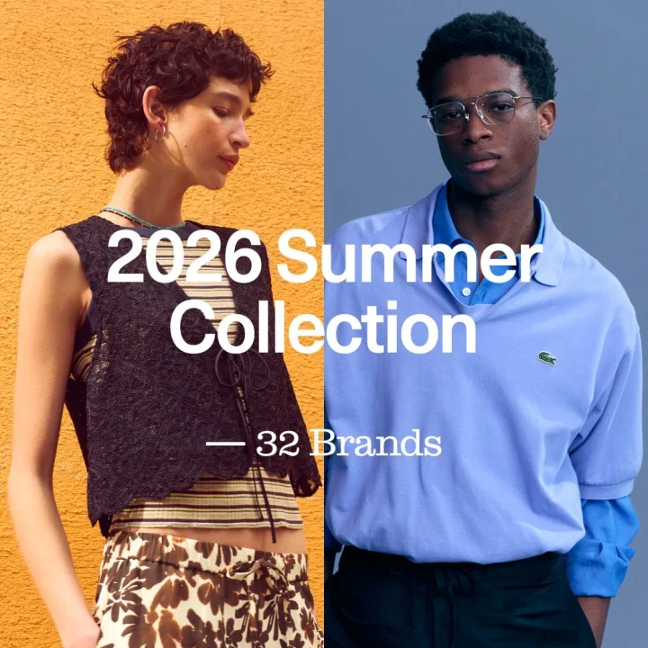 2026年サマーコレクションの広告画像で、男女2人のモデルが夏のカジュアルな服装を着用