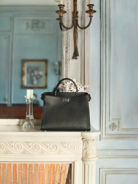 LUTECE PM BLACK