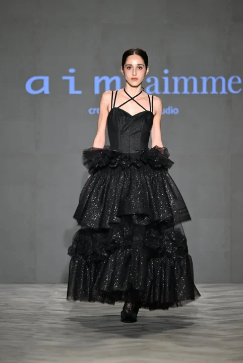 Vancouver Fashion Week出展衣装(黒いドレス)
