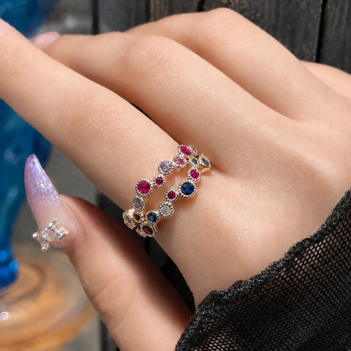 Mille Chainon Rondコレクションの着用イメージ