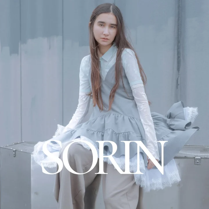 SORINロゴとモデル画像