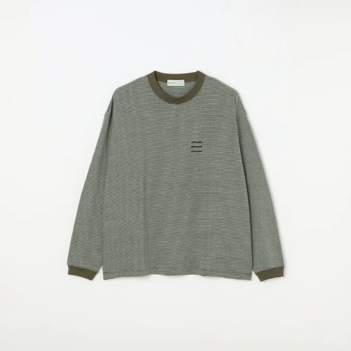 カーキと白のボーダー柄長袖Tシャツ