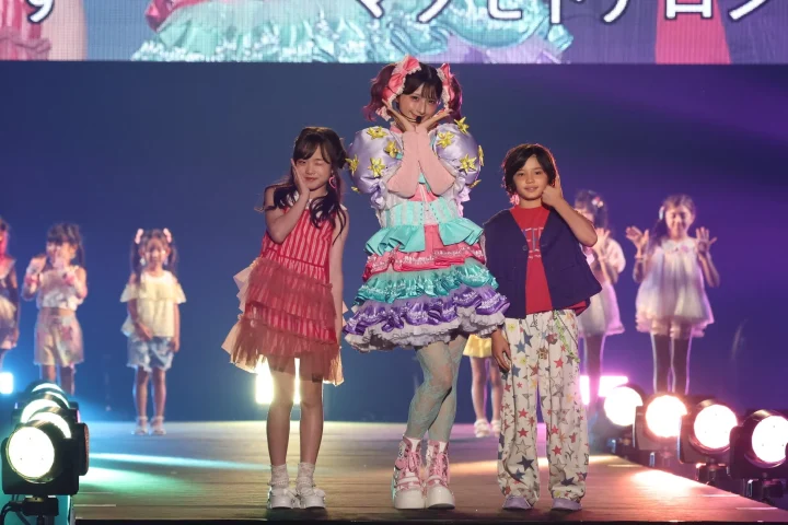 しなこさんとキッズモデルたち