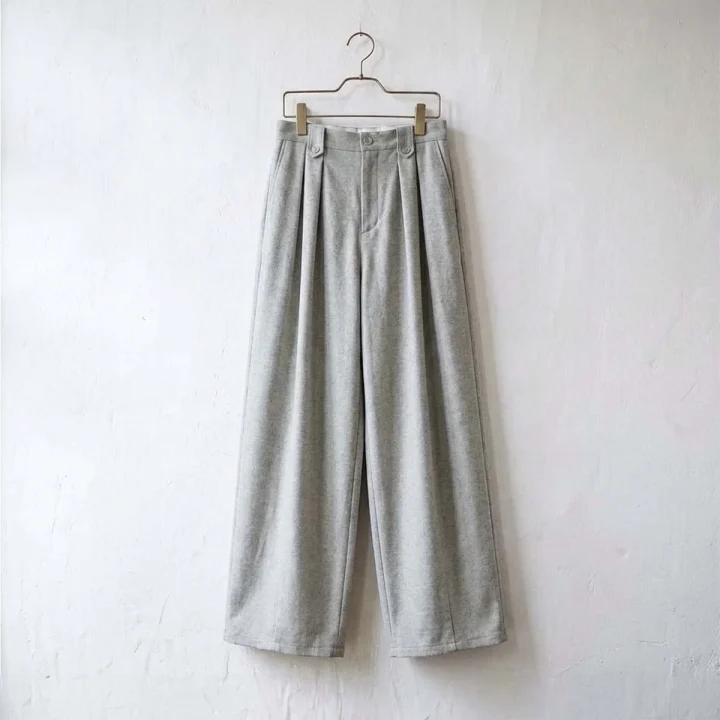 カーブパンツ（グレー系）