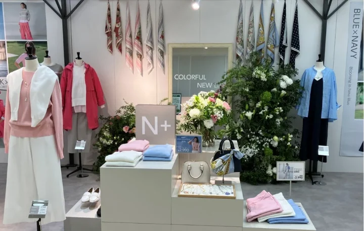 N+の店舗ディスプレイ