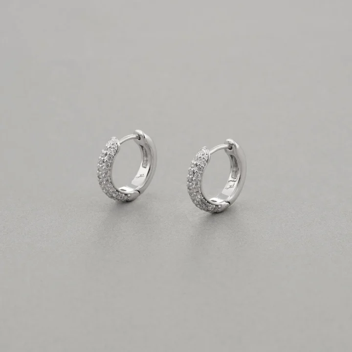 パヴェセッティングピアス（シルバー）