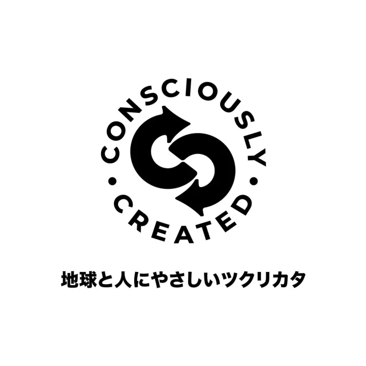 「CONSCIOUSLY CREATED」という英語と「地球と人にやさしいツクリカタ」という日本語が書かれたロゴマークです。