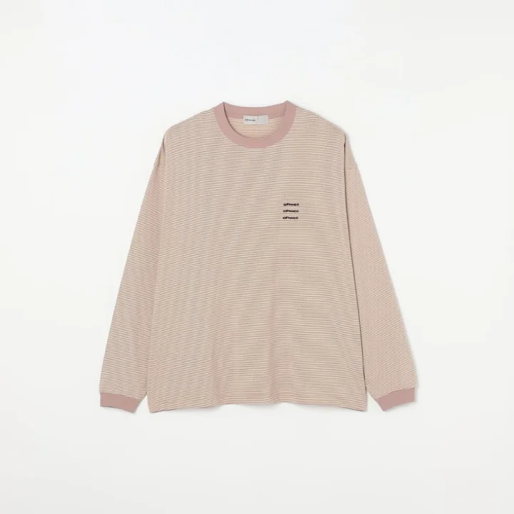 ピンクベージュのボーダー柄長袖Tシャツ