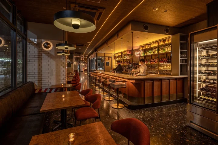 Graphic Grill & Bar