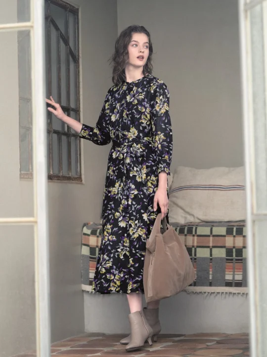 花柄ロングワンピース