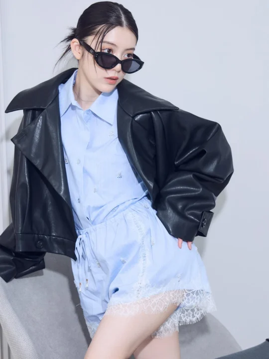 LOOK1
