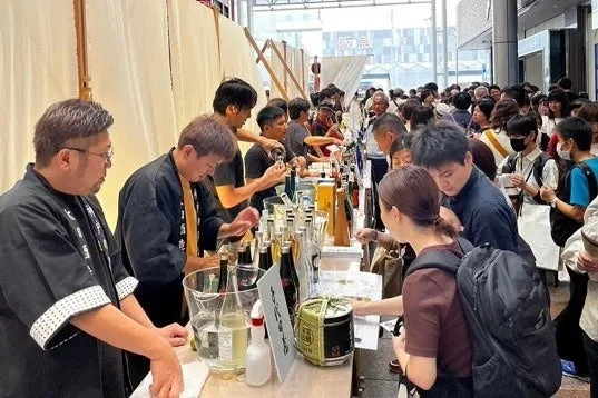 百貨店内での日本酒試飲販売会