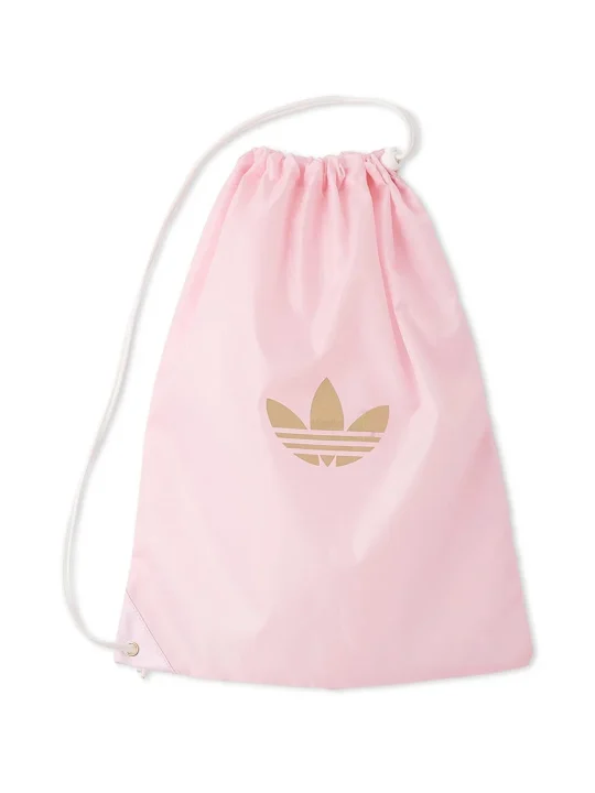 ピンクのアディダスロゴ入り巾着バッグ