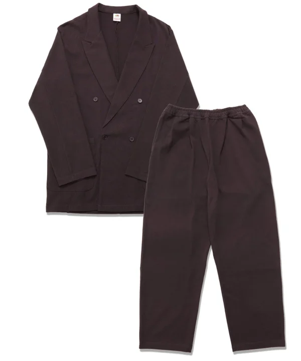 ダークブラウンのATHLETIC FORMAL DOUBLE SUIT